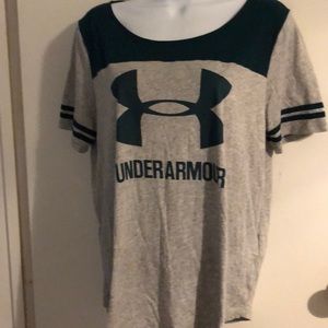 Women’s Under Armour loose fit t shirt